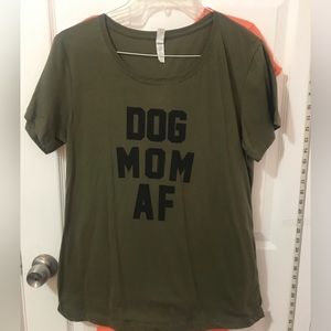 🦮 Dog Mom AF t-shirts - 1 Heather gray & 1 olive green 🐾